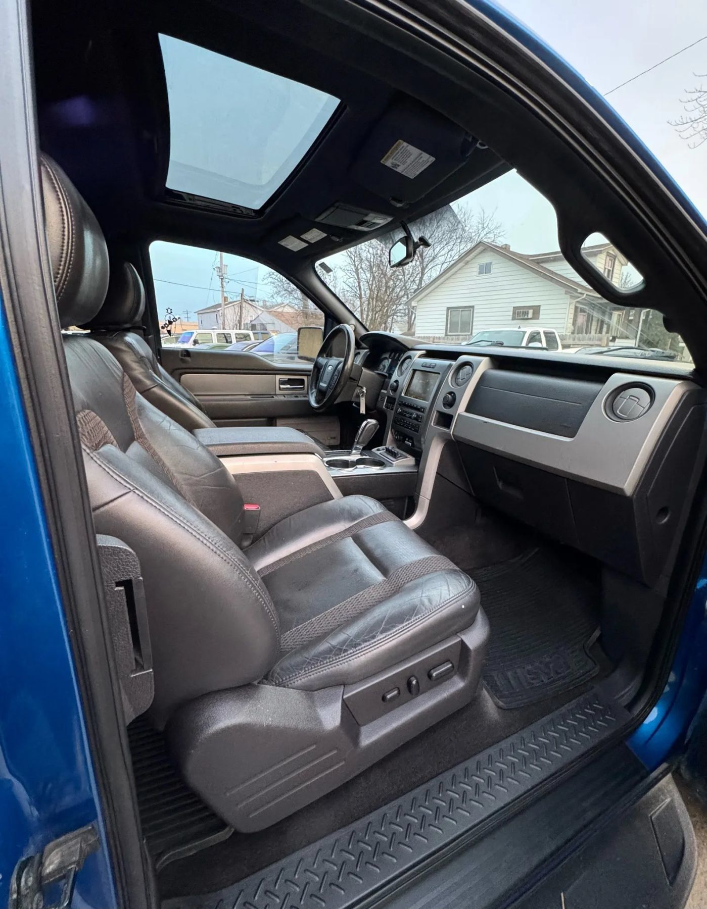 Used 2010 Ford F150 Raptor AWD/4WD image 7