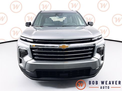 New 2026 Chevrolet Traverse LT w/ Driver Confidence Package image 2