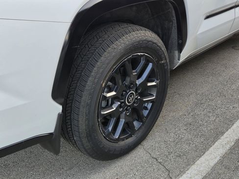Used 2024 Toyota Sequoia Platinum AWD/4WD image 10