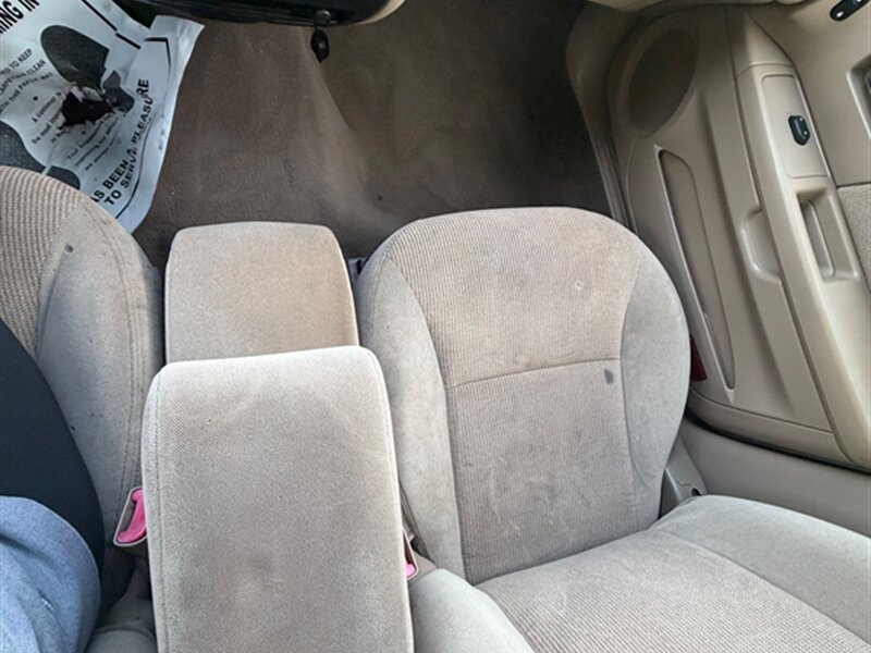Used 2001 Ford Taurus SE FWD image 15