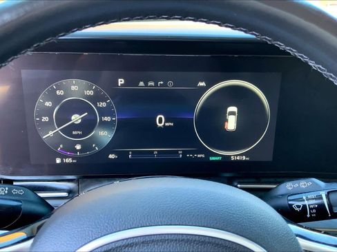 Used 2022 Kia Carnival SX Prestige image 26