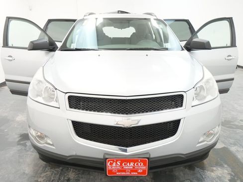 Used 2012 Chevrolet Traverse LS image 27