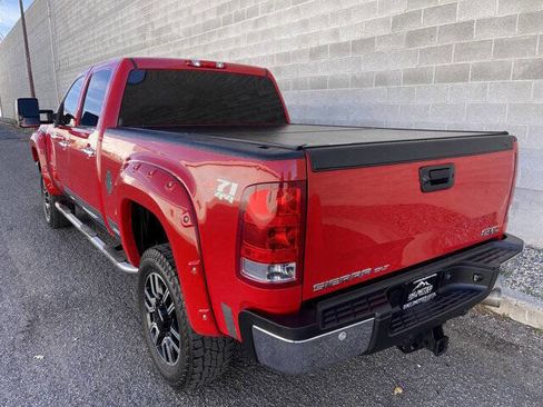 Used 2012 GMC Sierra 2500 SLT w/ SLT Convenience Package AWD/4WD image 10