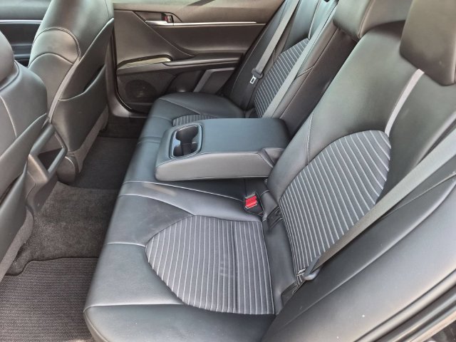 Used 2023 Toyota Camry SE w/ Protection Package (Q2) (TMS) FWD image 24