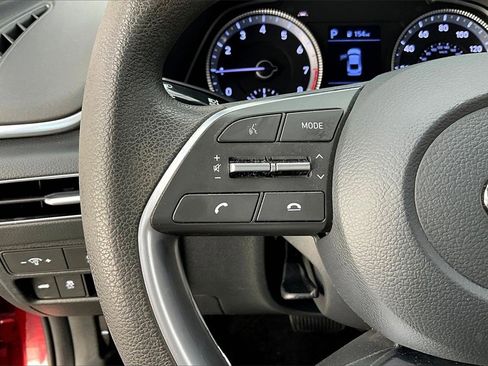 Used 2023 Hyundai Sonata SE image 18