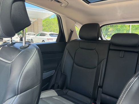 Certified 2024 Genesis GV70 2.5T w/ Advanced Package AWD/4WD image 7