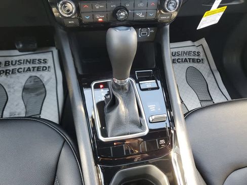 New 2026 Jeep Compass Limited image 19