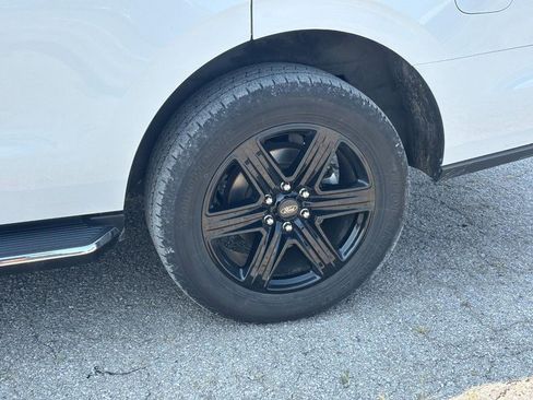 Used 2021 Ford Expedition XLT AWD/4WD image 12