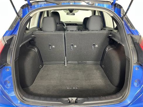 Used 2023 Nissan Kicks SV image 12