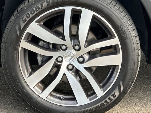 Used 2018 Honda Pilot Touring image 28