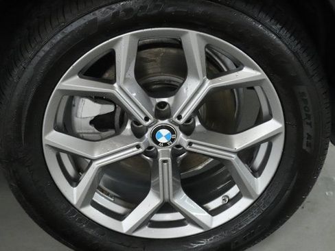 Used 2023 BMW X3 xDrive30i w/ Premium Package AWD/4WD image 12