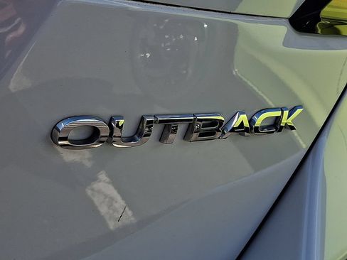 Used 2024 Subaru Outback Premium AWD/4WD image 30