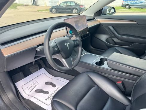 Used 2022 Tesla Model 3 Long Range AWD/4WD image 27