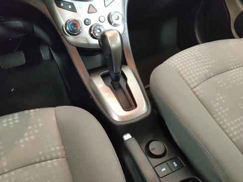 Used 2015 Chevrolet Sonic LS FWD image 26