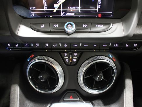 Used 2017 Chevrolet Camaro ZL1 RWD image 19