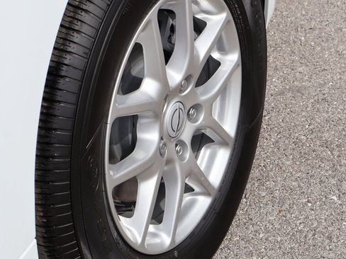 New 2026 Chrysler Pacifica Select FWD image 40