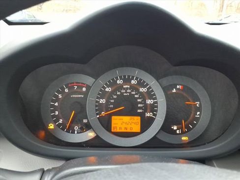 Used 2007 Toyota RAV4 4WD image 16