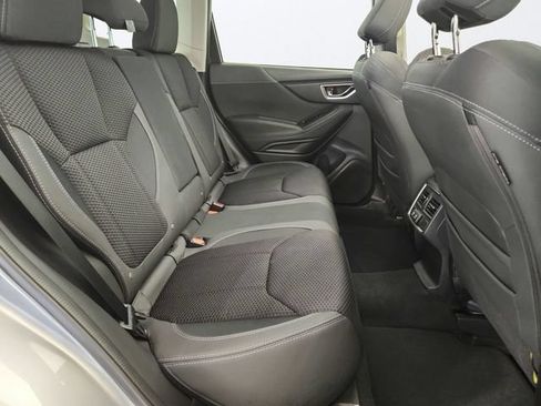 Used 2023 Subaru Forester Premium AWD/4WD image 25