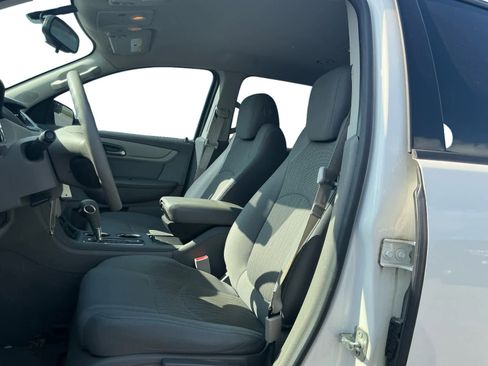 Used 2015 Chevrolet Traverse LS image 16