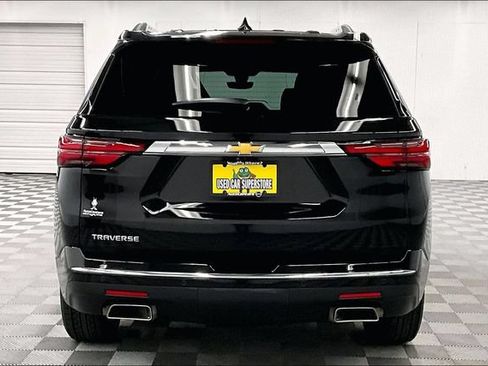 Used 2023 Chevrolet Traverse High Country FWD image 5
