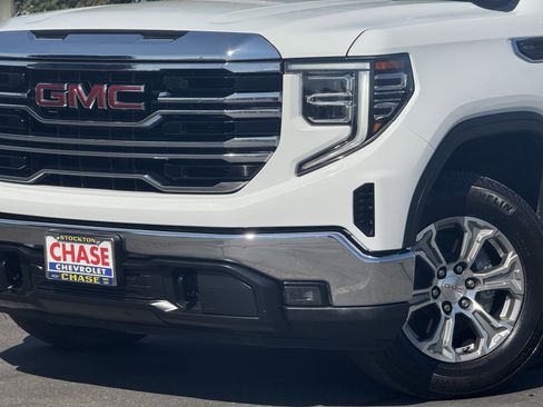 Certified 2024 GMC Sierra 1500 SLT image 3