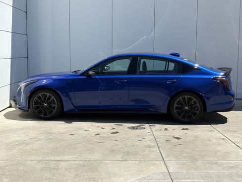 New 2026 Cadillac CT5 V Blackwing w/ Deep Ocean Appearance Package RWD image 4