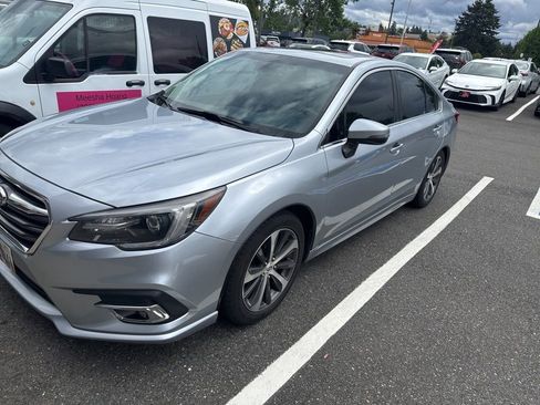 Used 2019 Subaru Legacy 2.5i Limited AWD/4WD image 2