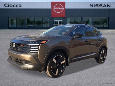 New 2026 Nissan Kicks SR w/ SR Premium Package AWD/4WD image 1