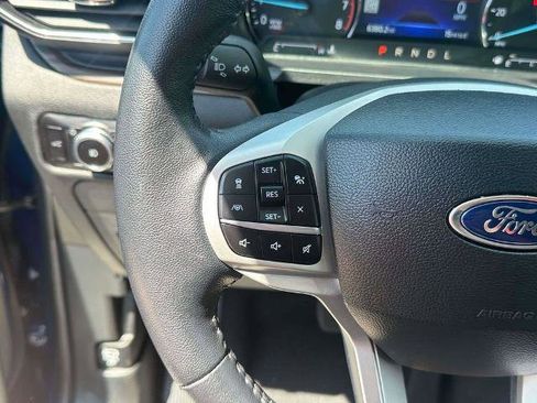 Certified 2023 Ford Explorer Limited w/ Equipment Group 301A AWD/4WD image 21