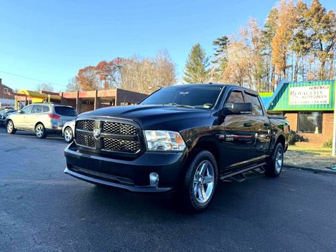 Used 2016 RAM 1500 Express w/ Popular Equipment Group image 1