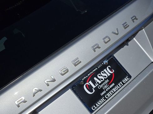 Used 2019 Land Rover Range Rover HSE image 33