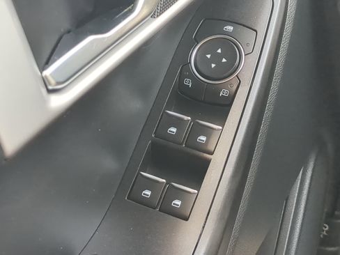 Certified 2021 Ford Explorer 2WD image 20