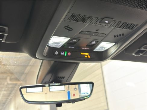 Used 2024 Cadillac XT6 Sport w/ Technology Package image 43