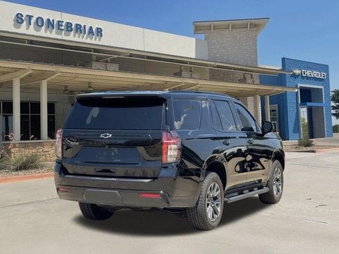 Used 2024 Chevrolet Tahoe Z71 w/ Luxury Package AWD/4WD image 5