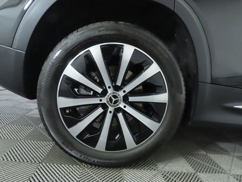 Certified 2022 Mercedes-Benz GLB 250 image 32