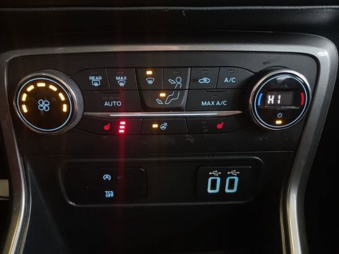 Used 2019 Ford EcoSport SES w/ SES Black Appearance Package AWD/4WD image 20