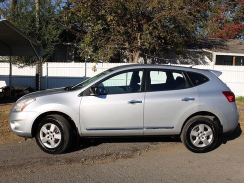 Used 2011 Nissan Rogue S image 12