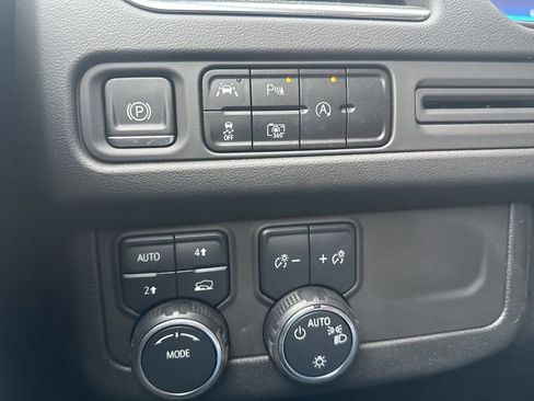 Used 2023 Chevrolet Tahoe RST w/ Luxury Package image 24