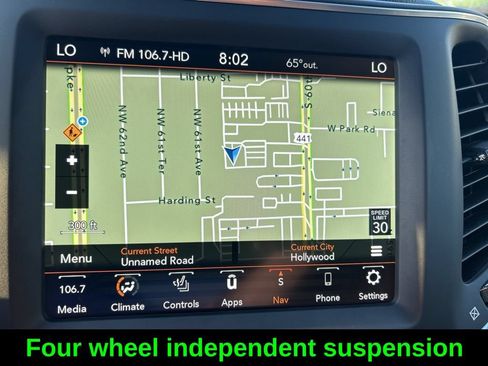 Certified 2023 Jeep Cherokee Altitude Lux AWD/4WD image 15