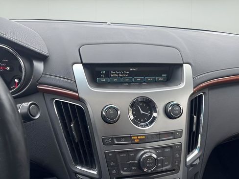 Used 2010 Cadillac CTS Premium RWD image 31
