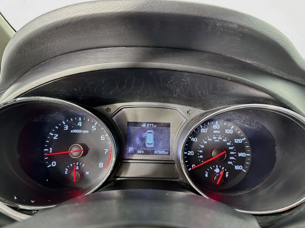 Used 2021 Kia Sedona EX FWD image 17