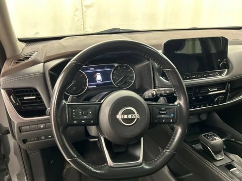 Used 2023 Nissan Rogue SL w/ SL Premium Package AWD/4WD image 8
