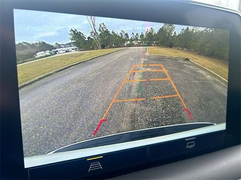 Used 2023 Chevrolet Suburban Premier image 21