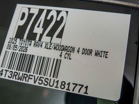 Certified 2025 Toyota RAV4 XLE AWD/4WD image 28