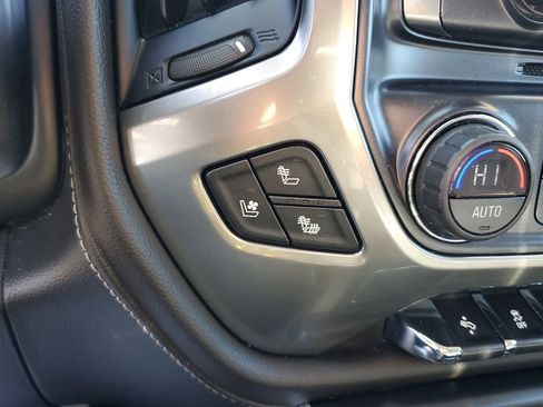 Used 2018 Chevrolet Silverado 1500 LTZ Z71 w/ LTZ Plus Package image 26