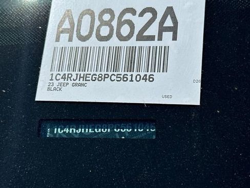 Certified 2023 Jeep Grand Cherokee Summit w/ Luxury Tech Group V AWD/4WD image 30