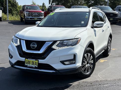 Used 2018 Nissan Rogue SV AWD/4WD image 1