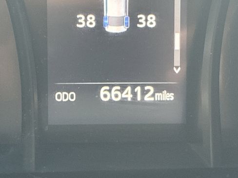 Used 2019 Toyota Camry SE image 21