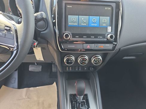 New 2026 Mitsubishi Outlander Sport LE AWD/4WD image 17