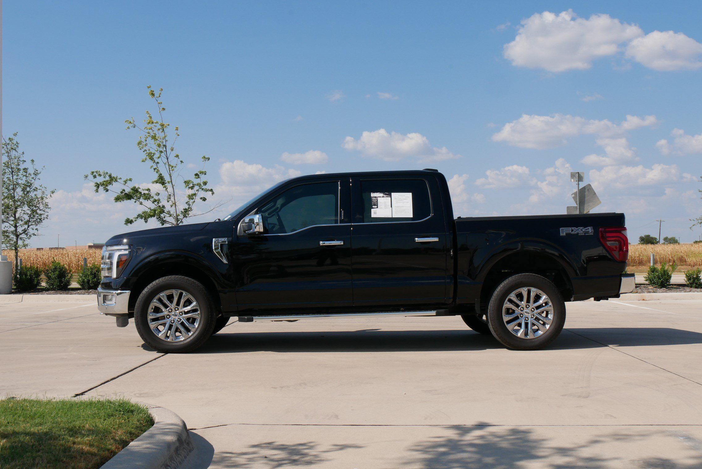 Used 2024 Ford F150 Lariat w/ FX4 Off-Road Package AWD/4WD image 6